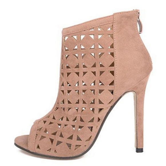 Lennox Heels - Picture 2 of 4